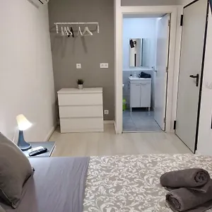 Hotel Urban Basic, L'Hospitalet de Llobregat